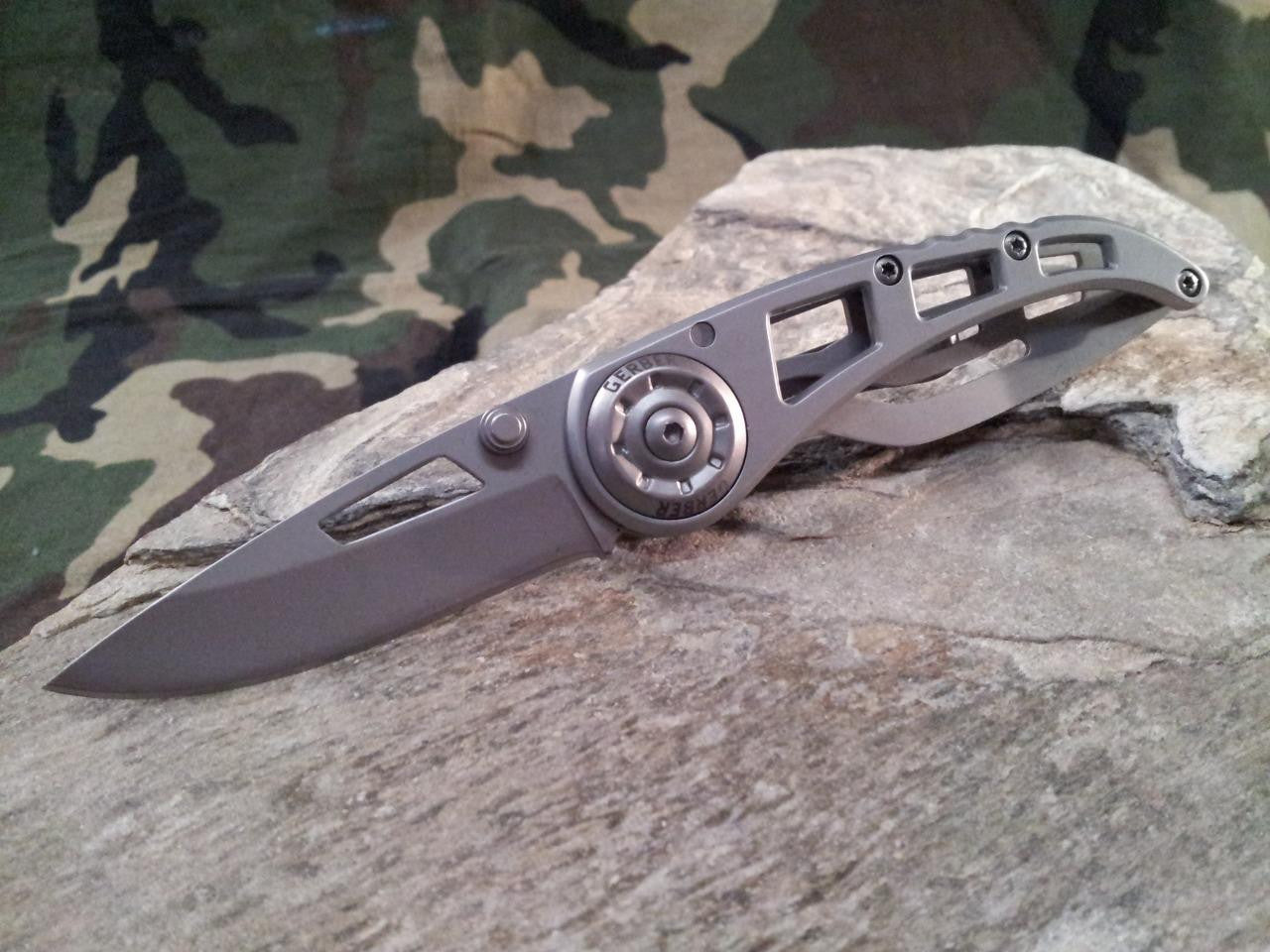 Gerber Ripstop Fine Edge Gerber Ripstop 1 Folding Framelock Standard Edge Pocket Knife - 1614 ...