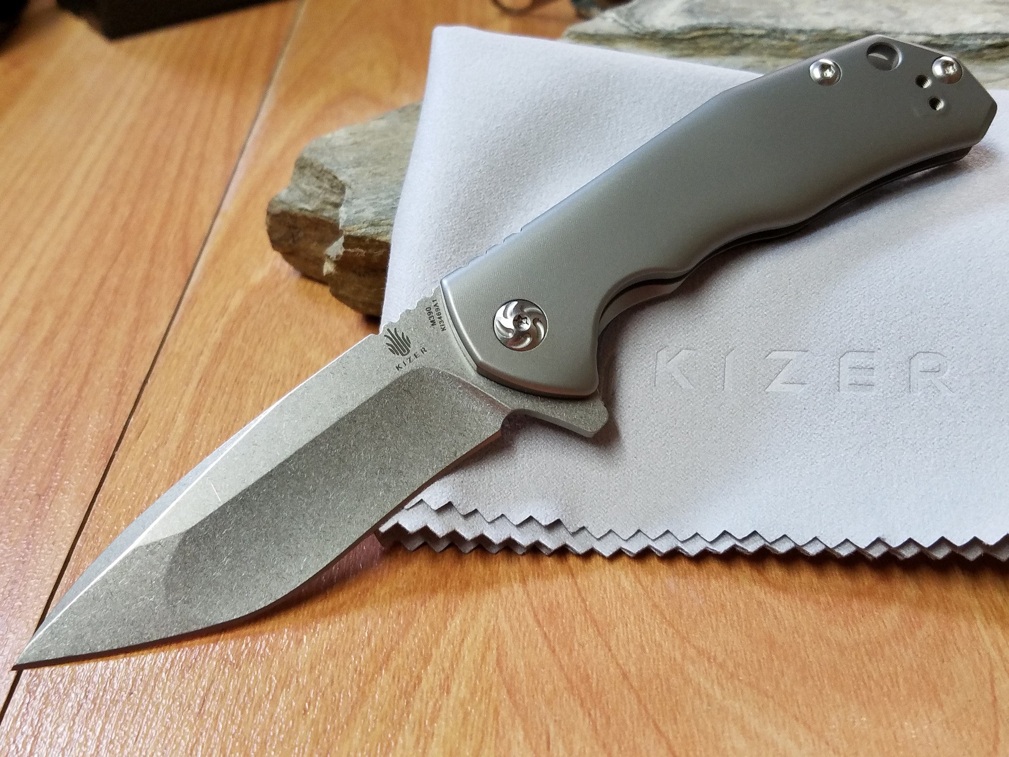 Kizer Shoal M390 Blade Titanium Handle Pocket Knife (Limited