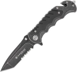 Smith & Wesson Border Guard Linerlock Black Folding Serrated Pocket Knife BG10S