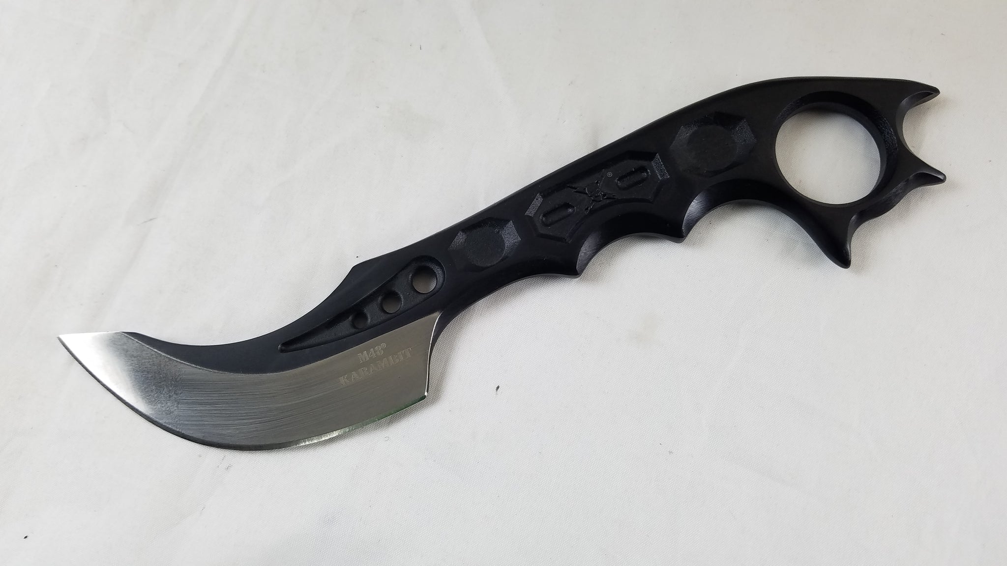 BLATANT STORE – Blatant Knives